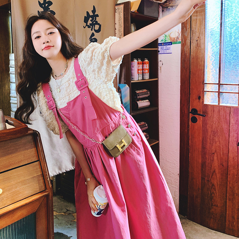 2026夏季设计感树莓粉宽松显瘦背带裙88616-P145K198，女装连衣裙，2C069