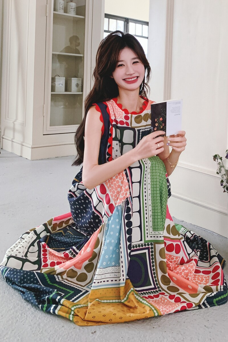 多巴胺穿搭宽松无袖背心大摆型长裙新款甜美森系连衣裙女夏设计感,女装连衣裙,2C069