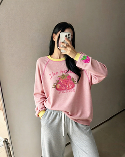 T恤打底衫 可爱草莓印花休闲宽松减龄长袖 egg韩国东大门鸡蛋家