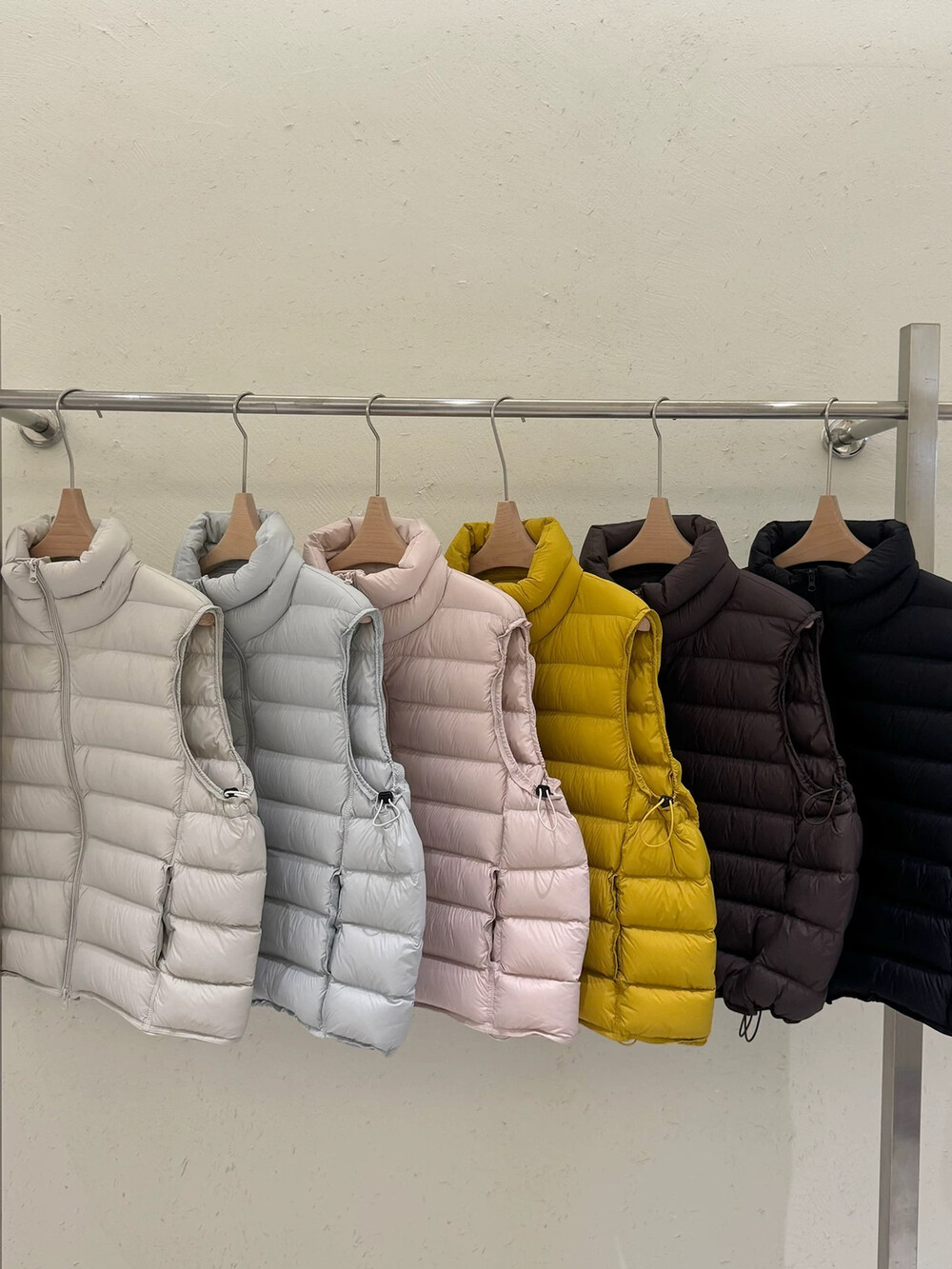 韩国东大门泡芙排骨羽绒马甲