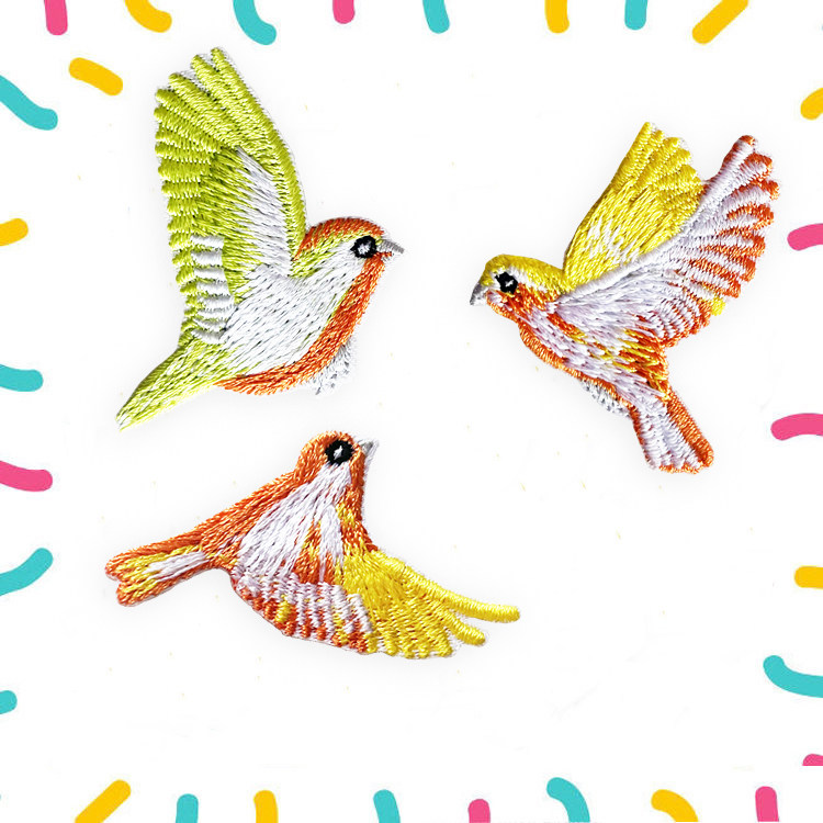 飞鸟衣服装饰贴布贴花刺绣卡通动物青春小鸟青鸟3m自粘贴展翅飞翔