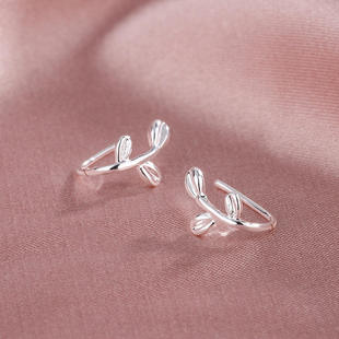 简约甜美小树叶耳钉韩版迷你少女嫩叶橄榄枝耳环耳钩森系饰品创意