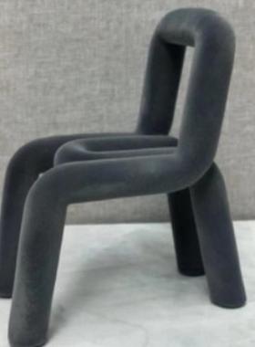 售楼部创意树脂植绒椅子书房样板间现代简约书架桌面装饰品摆件