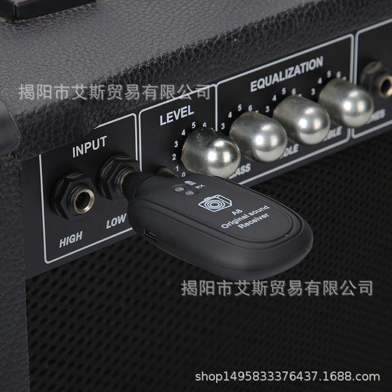 热销wirelessguitartransmittea8适用于吉他发射器无线电吉他贝斯