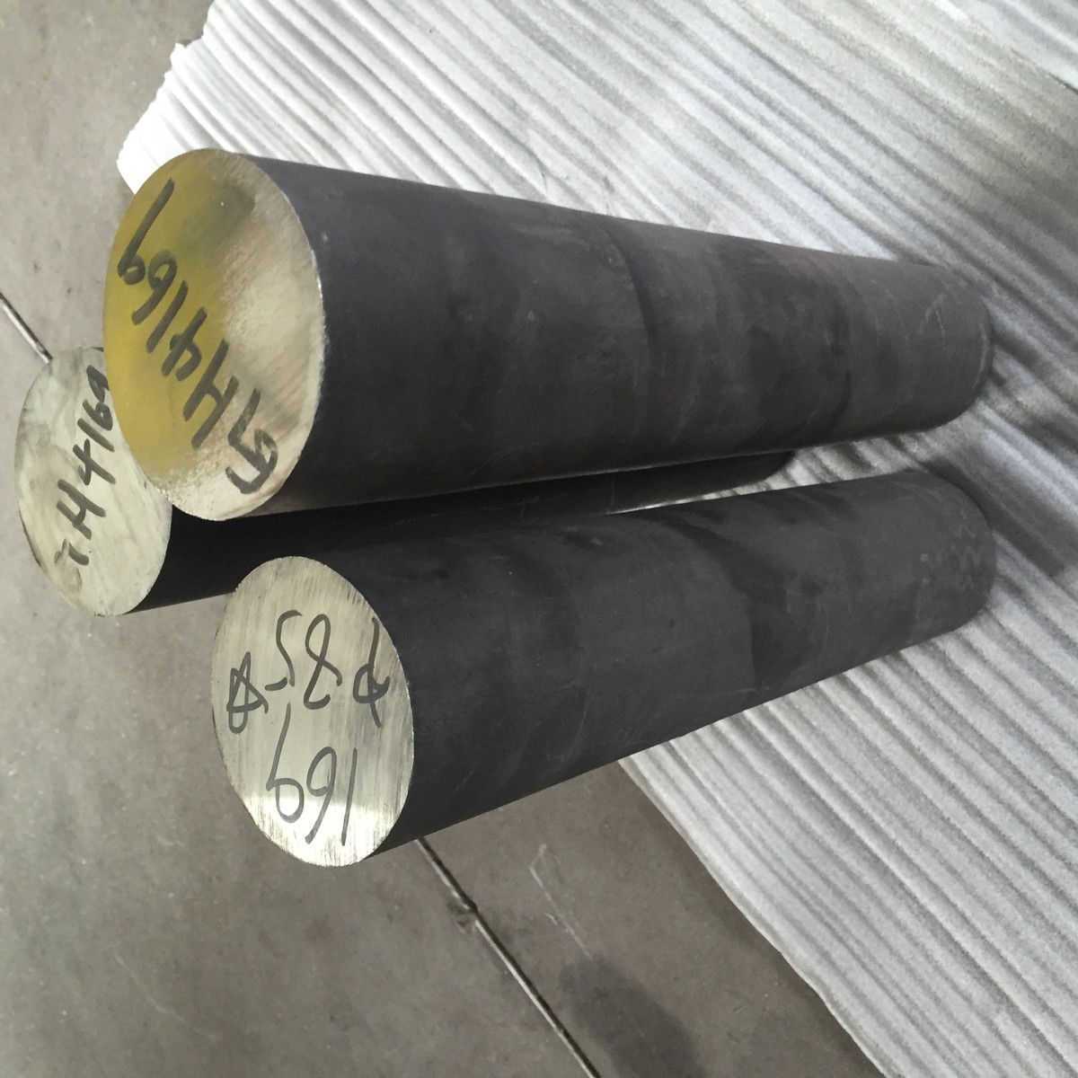 现货供应c276哈氏合金高温合金gh4169gh2132黑皮圆棒板材零切可