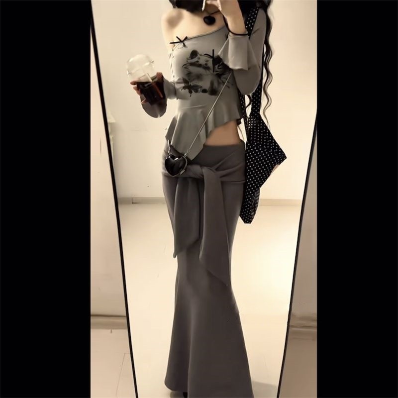 纯斜肩甜辣妹印花欲不规则t恤女秋季高腰绑带鱼尾包臀半身裙新款