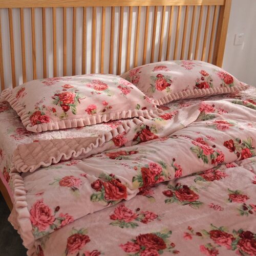 111v批发被短毛绒绗缝冬季绗缝床盖短毛绒双人被套四件套空调被法