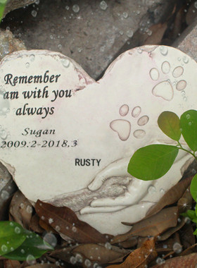 厂家心形批发小狗墓碑树脂工艺品爱犬纪念碑欧美现代摆件