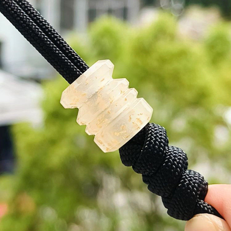 товар из китая ssd工作室金箔树脂edc伞绳刀坠夜光背包挂坠吊坠diy珠折刀挂件