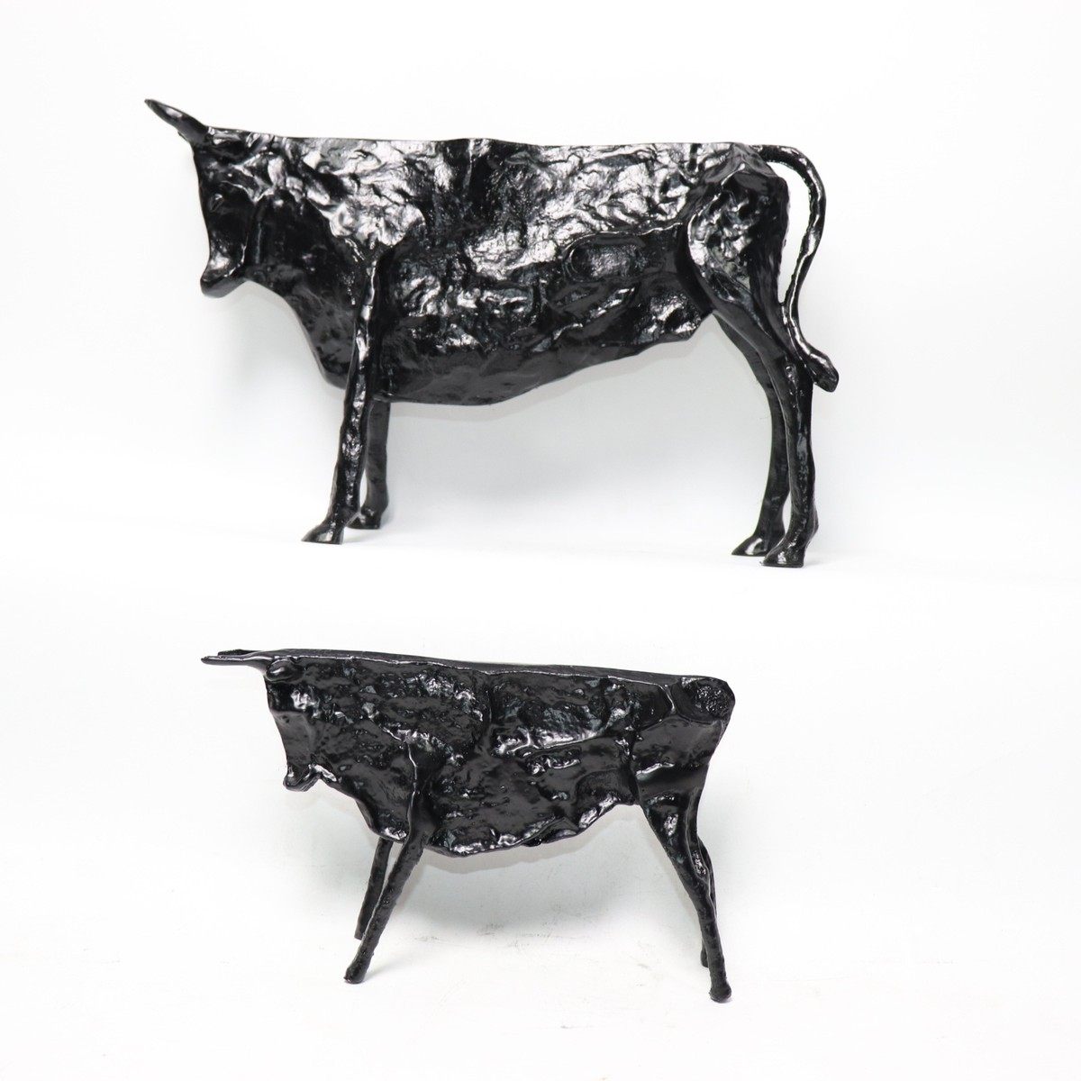 现代简约合金抽象铸复古雕塑摆件样板房新中式北欧客厅茶几铁牛创,家居饰品,装饰摆件,淘宝优惠券,粉丝福利购,淘宝优惠卷