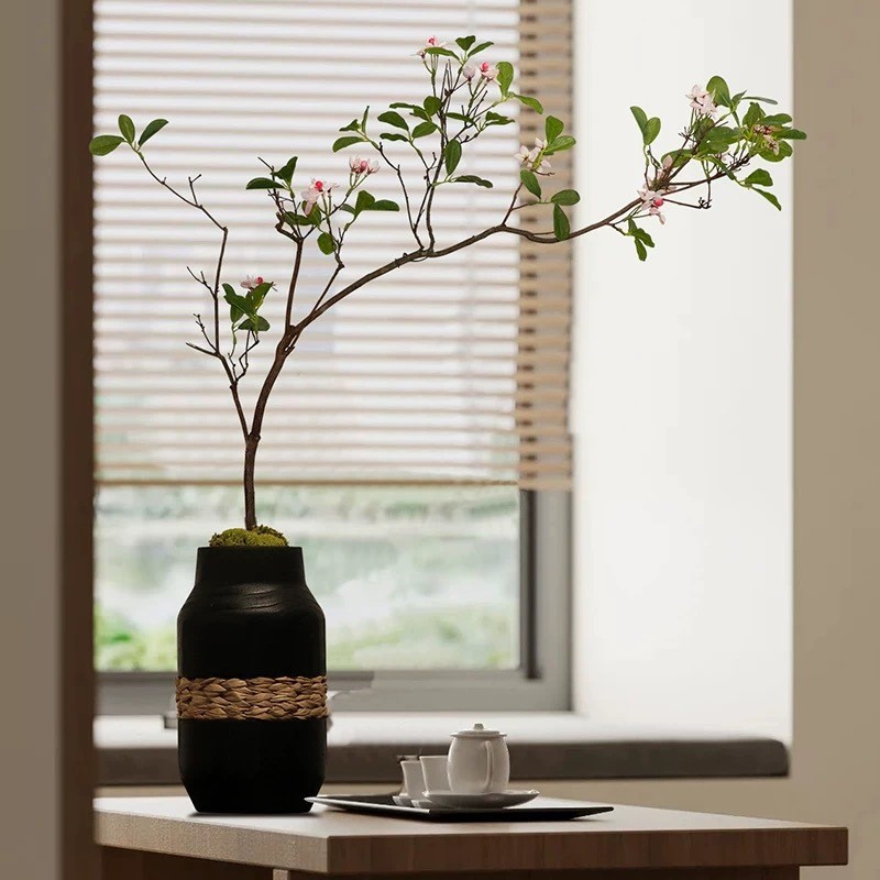 热销厂家销售手制蒲草和泡桐混搭插花编织花桶书画桶家居装饰品摆