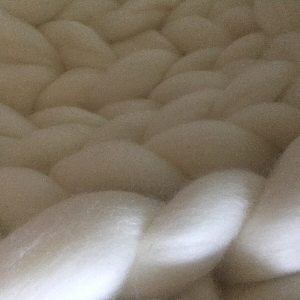 叮哥纺织现货100s超细美利奴羊毛条美丽诺原料条纺织用羊毛澳毛