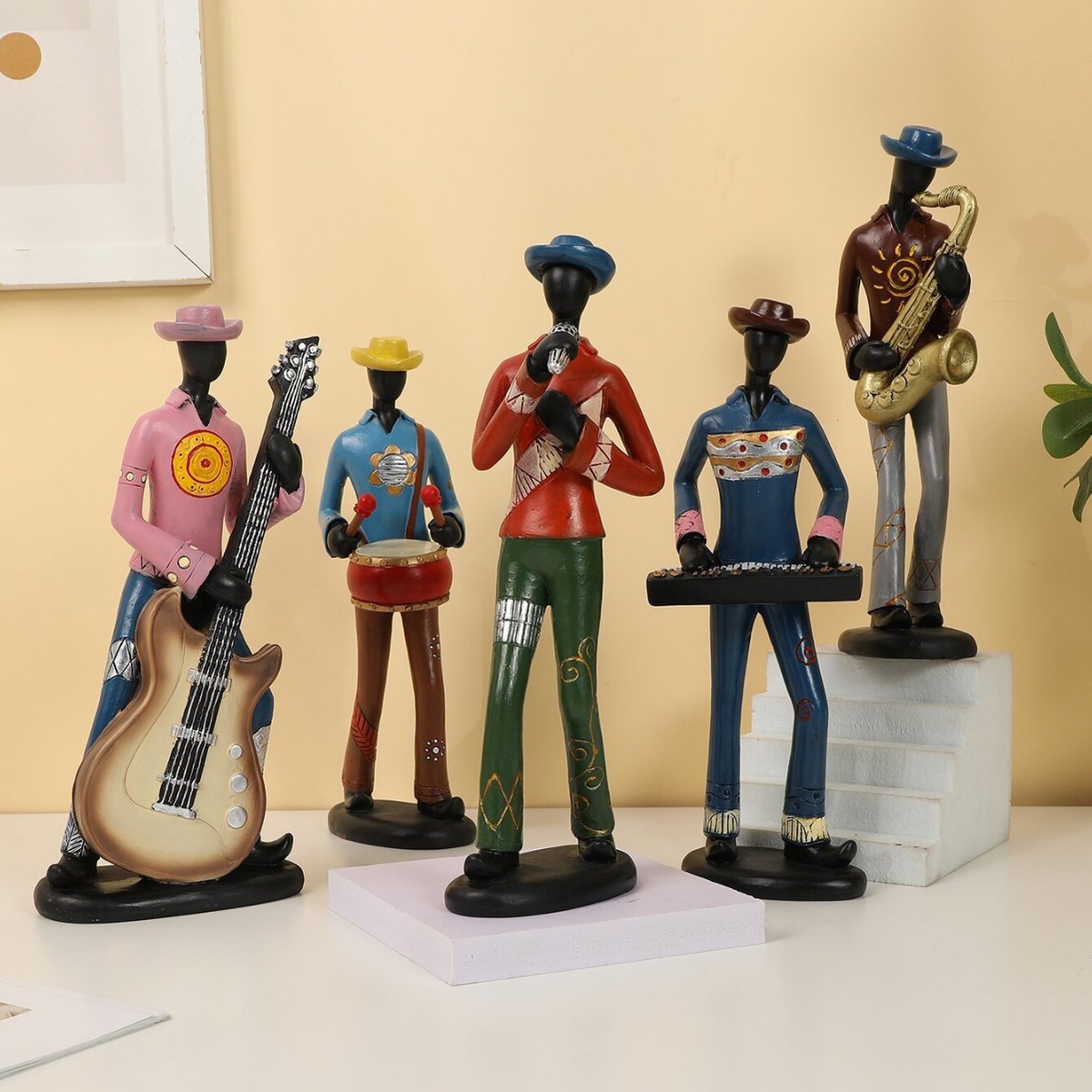热销欧式创意乐队摆件艺术家居装饰品音乐人物客厅玄关卧室电视柜