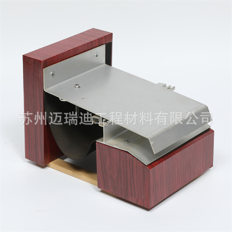 屋面盖板变形缝r-wm铝合金型批发金属屋面变形缝建筑伸缩缝