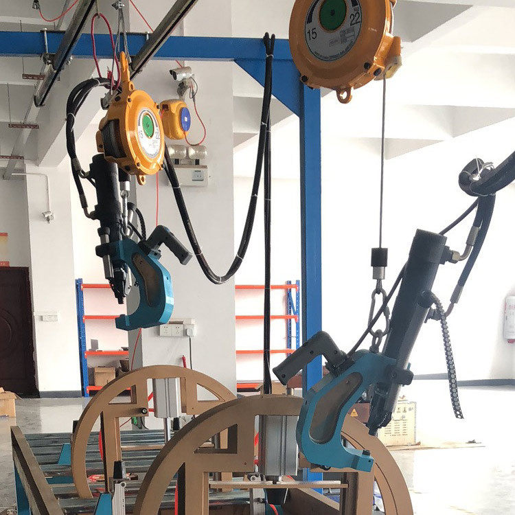 热销门框铰链门门合页伺服自冲铆接机spr铆钉机专业铆接机厂家