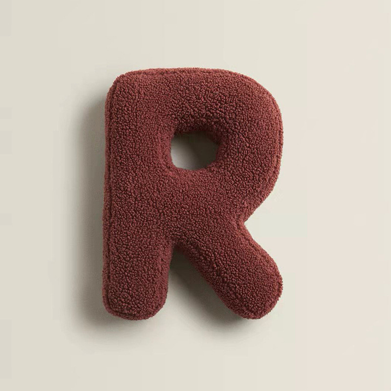 创意毛绒抱枕英文字母抱枕26个字母表love组合简约沙发床头个性