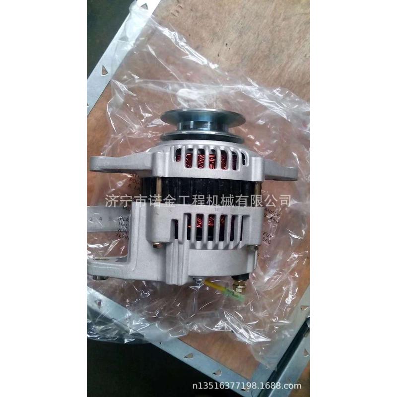 热销销售发电机配件6d125发电机600-825-3151挖掘机启动机