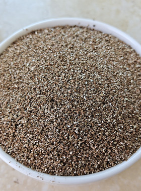 厂家直供红色蛭石隔热吸磨擦用蛭石颗粒刹车温片用膨胀蛭石