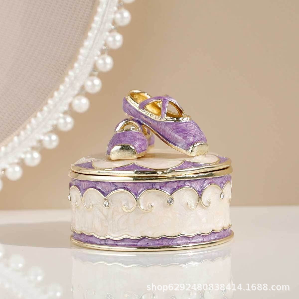 抖音爆婚庆金属芭蕾舞鞋首饰盒创意款小饰品珠宝收纳盒子批发