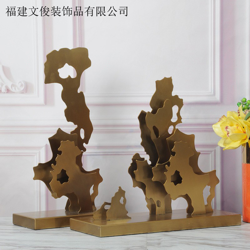 热销新中式家装假山摆件创意酒店金色金属工艺品样板房书房中式摆