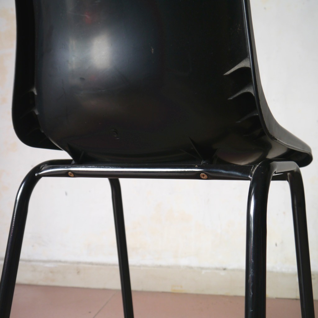 靠背四脚防静电椅子钢塑椅子车间流水线防静电工作椅塑料椅加固凳