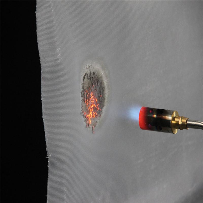 直销安徽耐高温船舶防火布焊接现场用来防焊渣电焊隔离硅胶布