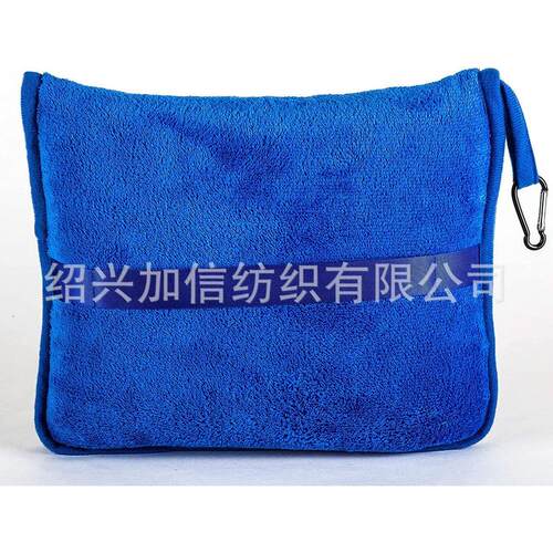 外贸厂家定制刺绣logo法兰绒飞机毯靠枕旅行毯二合一便携毯