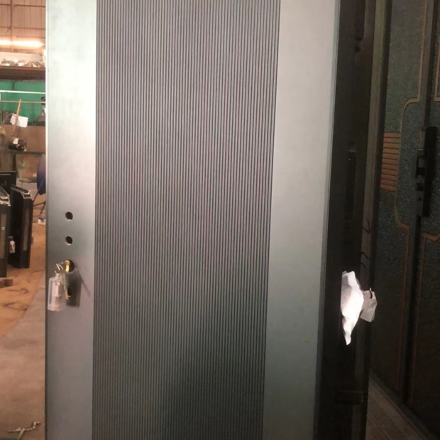 热销一对一按需生产精致防盗小区别墅入户高端安全门精雕铸铝门子