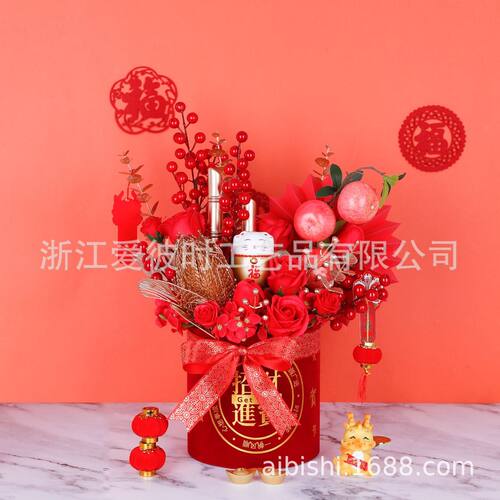 龙年圆形绒面福桶香皂花抱抱桶红色烫金福字插花桶成品肥皂花