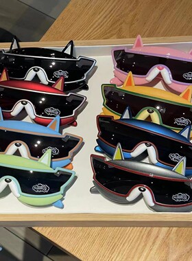 法斗一体镜片儿童太阳镜软硅胶男童耍酷墨镜宝宝偏光眼镜卡通小狗