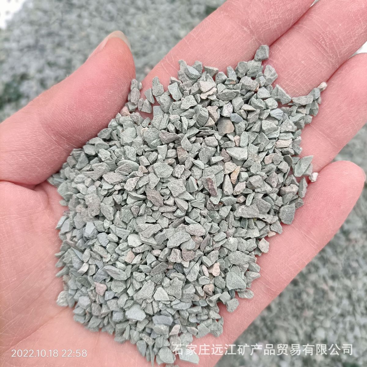 绿沸石厂家批发园林工程园艺种植沸石人工生态湿地填料营养土滤料