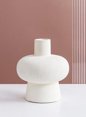 圆形白色陶瓷花瓶摆件干花插花现代简约花器客厅电视柜家居装饰品