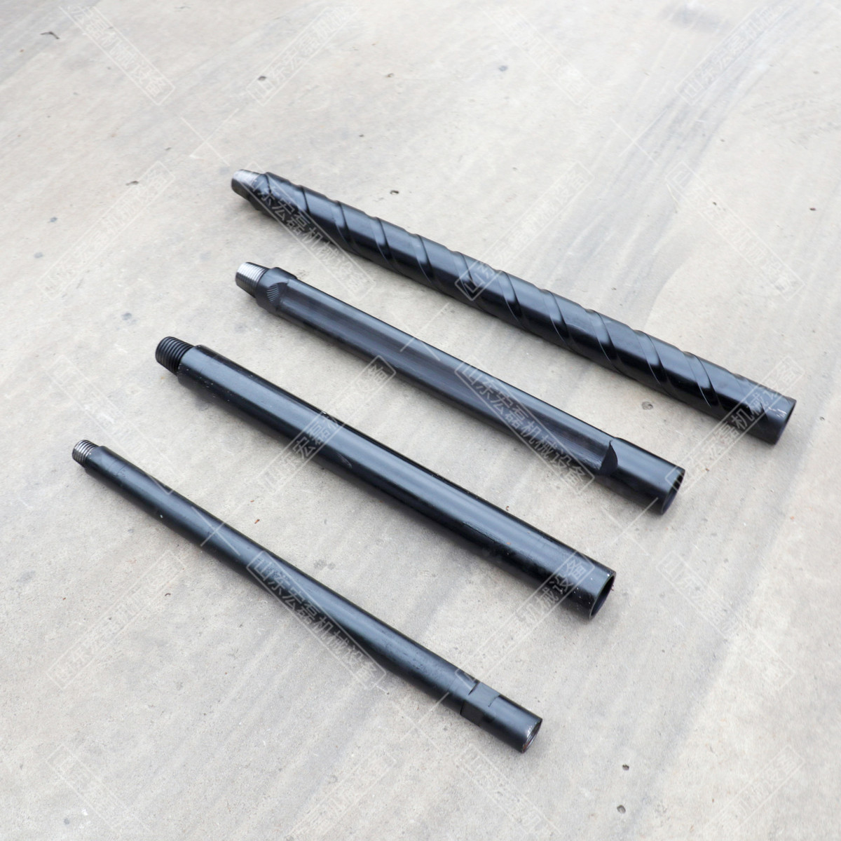 热销矿用地质勘探探水圆钻杆槽隧道内外丝刻槽圆钻杆三棱刻矿山钻