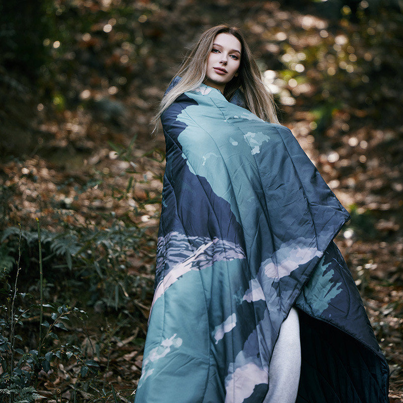 防潮垫旅行露营被子披风便携式野外被户外绗缝被柔软透气地垫