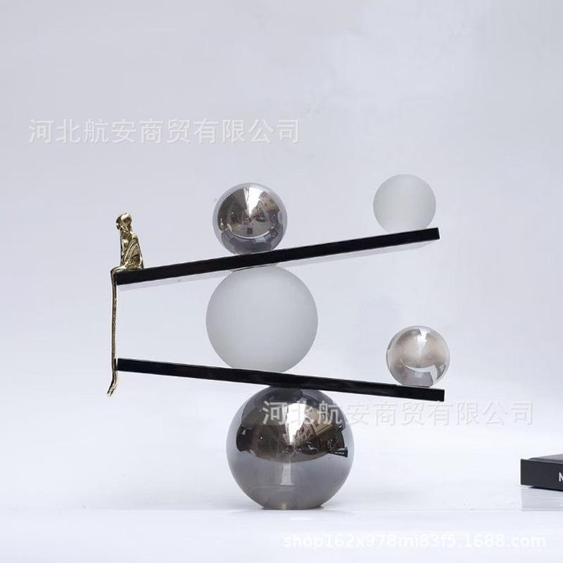 热销现代多样金属人物水晶工艺品摆件样板房家居软装茶几桌面书架