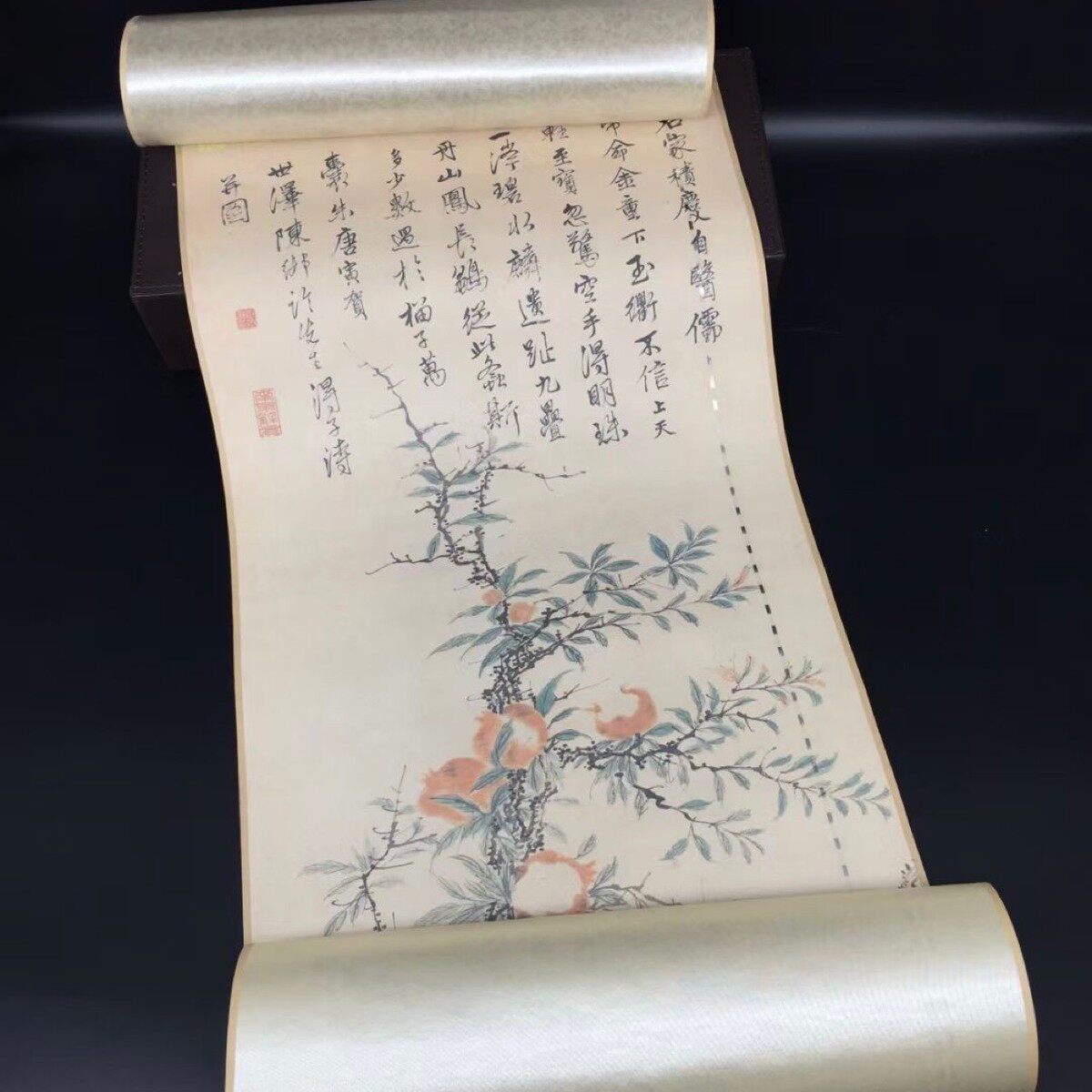 新品唐寅双绝唐伯虎字画卷轴套装纪念章直播会销高档礼品工艺品