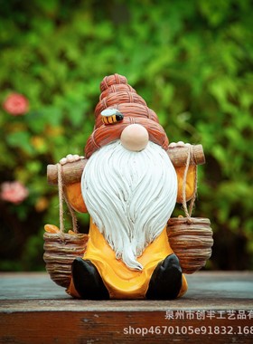 户外花园庭院装饰摆件可爱小矮人提水氛围灯摆件太阳能户外布置灯