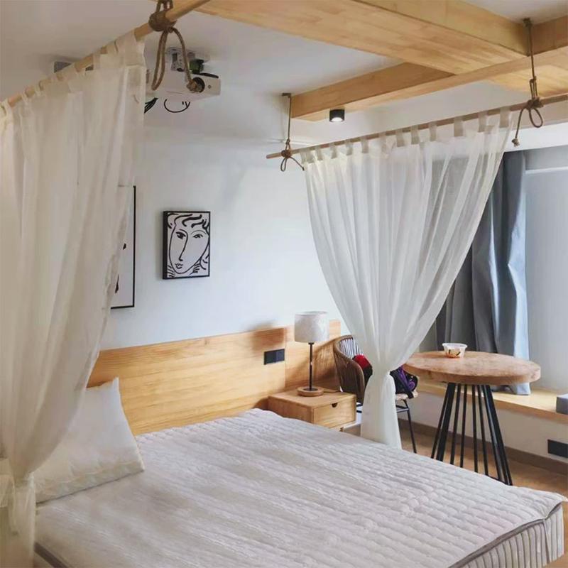 床幔床纱纱幔隔断实木挂架北欧东南亚新中式乡村客栈客房装饰