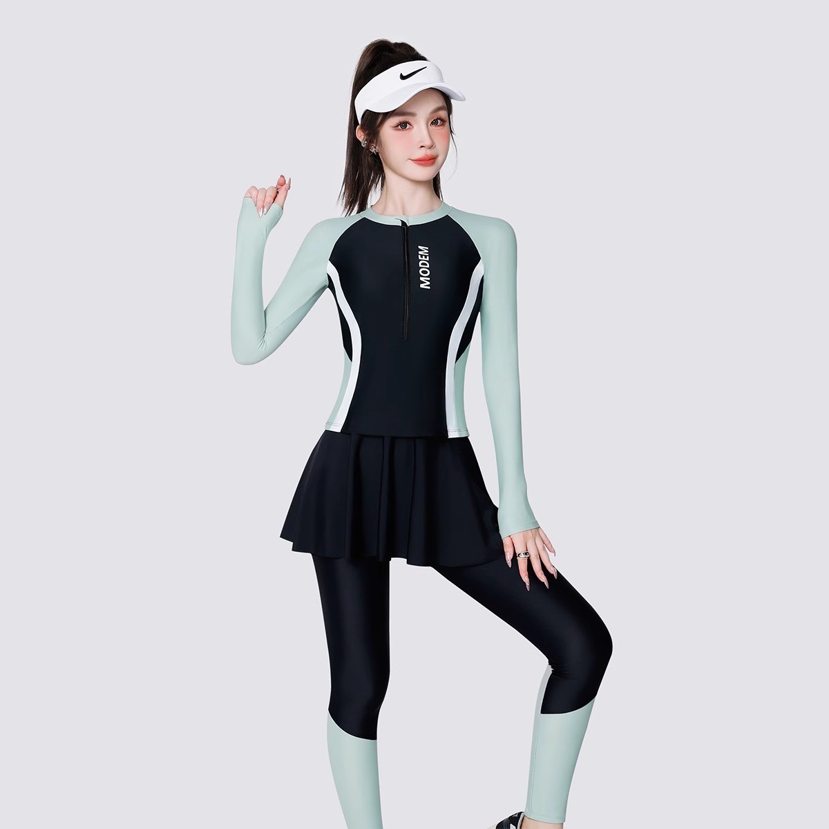 泳衣女2025新款泡温泉三件套分体游泳衣女士长袖遮肉显瘦专业泳装