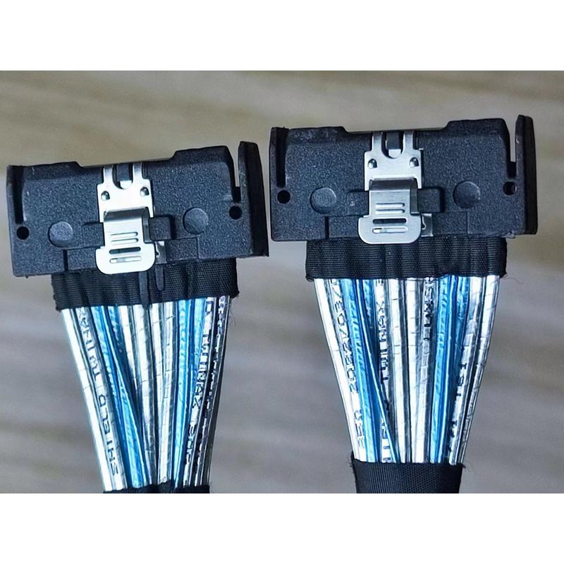 SlimlSAS MCIO SFF-8654 8I  PCIE转MCIO 8654连接数据线
