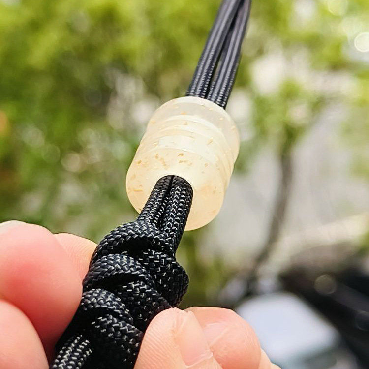 товар из китая ssd工作室金箔树脂edc伞绳刀坠夜光背包挂坠吊坠diy珠折刀挂件