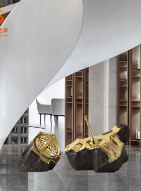 新中式玻璃钢抽象轻奢水滴石头落地雕塑酒店售楼处楼梯间酒柜摆件