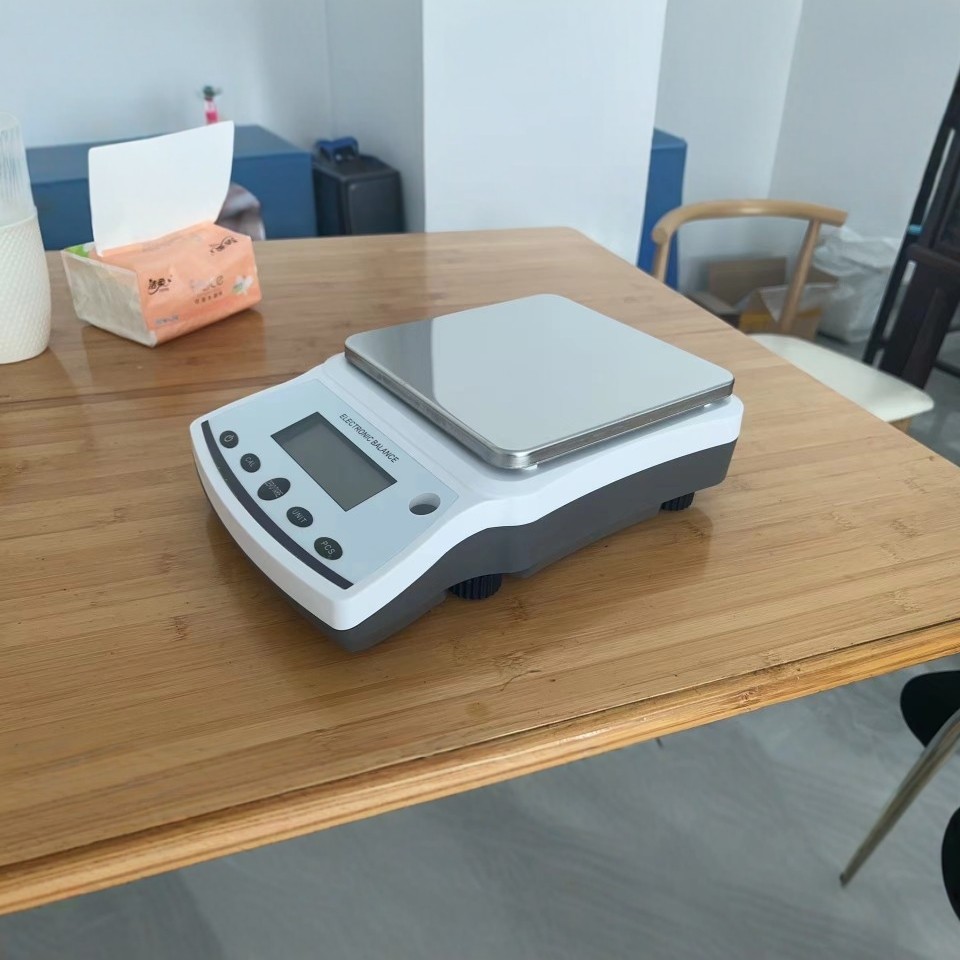 热销英文版10kg/0.01g电子精密天平高精度电子秤计重高精度电子天