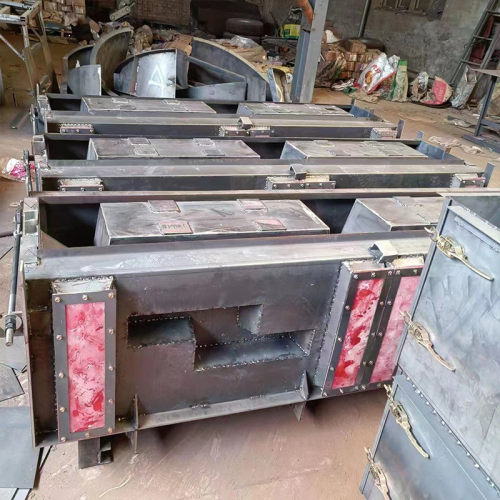 定制预制混凝土鱼潮护坡模具阶梯式生态护坡河道鱼巢具护坡钢模式