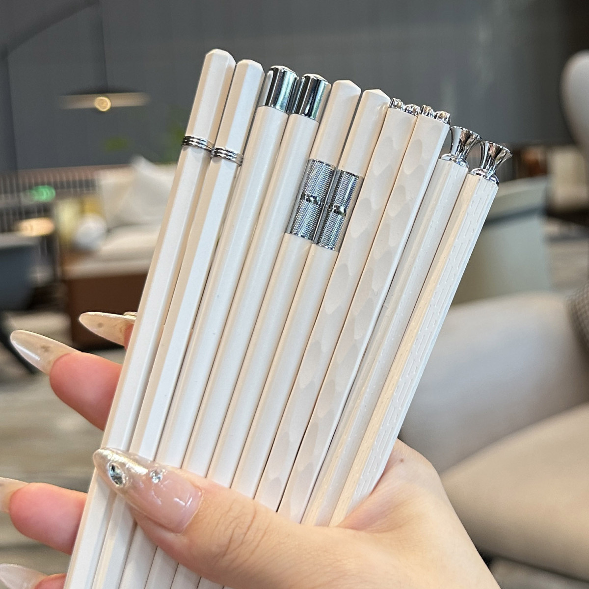 一人老板娘自用轻奢款】北欧风筷子家用耐高温【一筷分餐筷合金筷