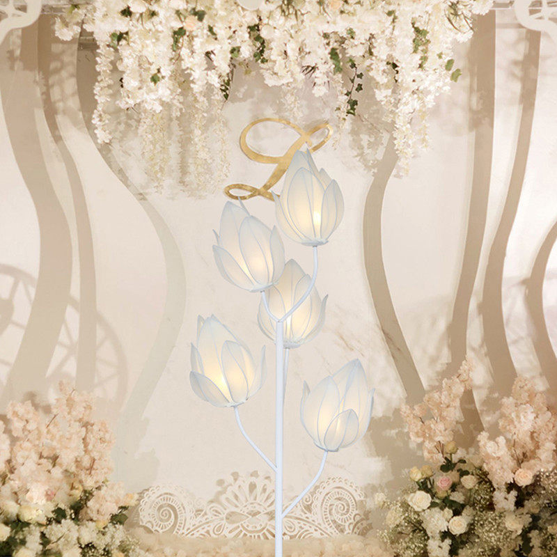 新款婚庆铁艺发光铃兰花蕾路引灯光装饰婚礼场景布置舞台摆件道具,节庆用品/礼品,拱门,淘宝优惠券,粉丝福利购,淘宝优惠卷