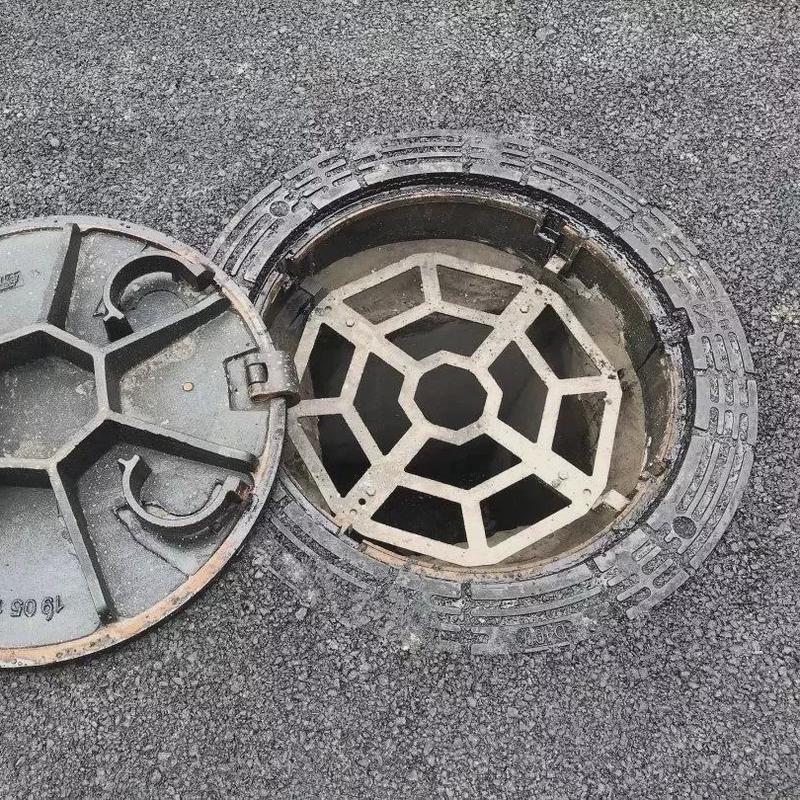 定制球墨铸铁井盖重型雨水口防篦子沉降井盖生产厂家改字加logo