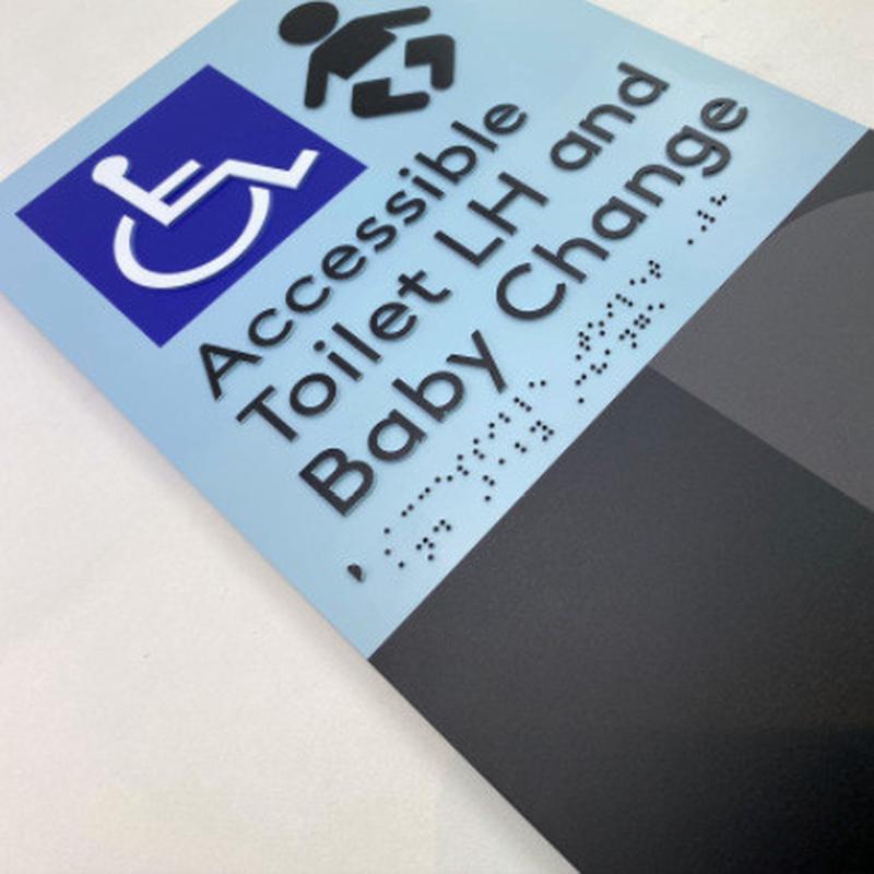 定制亚克力标识牌洗手间牌盲文安全出口指示牌