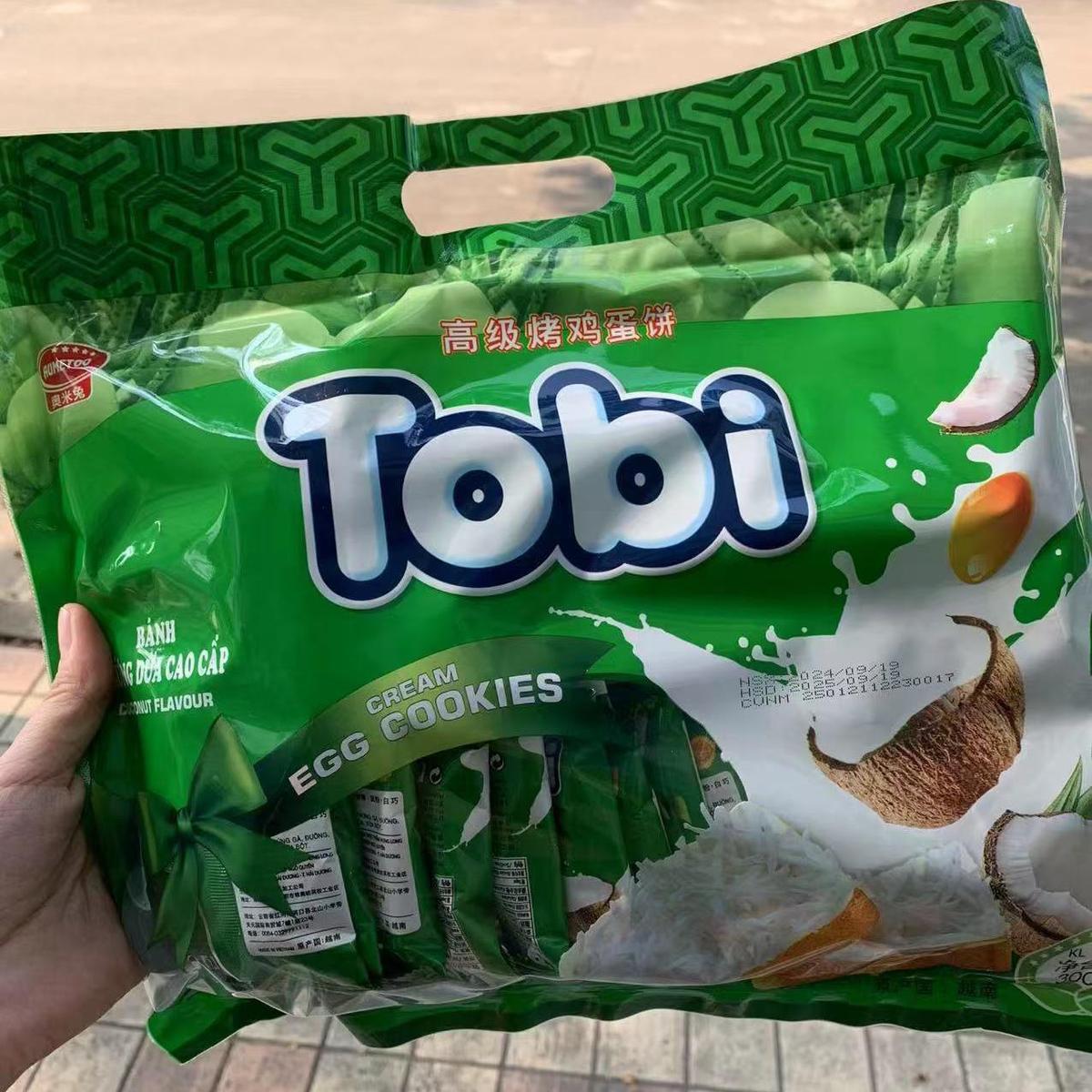 正宗越南特产 Tobi 椰子味面包干300克饼干牛奶鸡蛋味网红早餐零