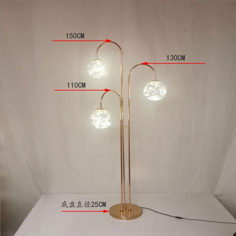新款背景冰条路引灯t台婚礼i舞台现代婚庆装饰 三头金色水晶铁艺